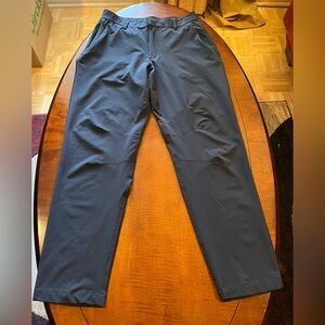 Fabletics water-resistant hiking pants. All-way stretch, 5 pockets. Black. XS